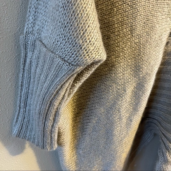 Elan turtleneck oversized one size lightweight sweater GUC - Picture 7 of 8